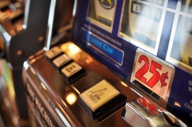 Singapore Pools betting interface showing number selection and payout odds on 2xko